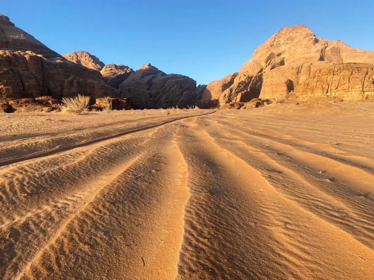 WadiRum Star Planet albasli Wadi Rum Bagian luar foto