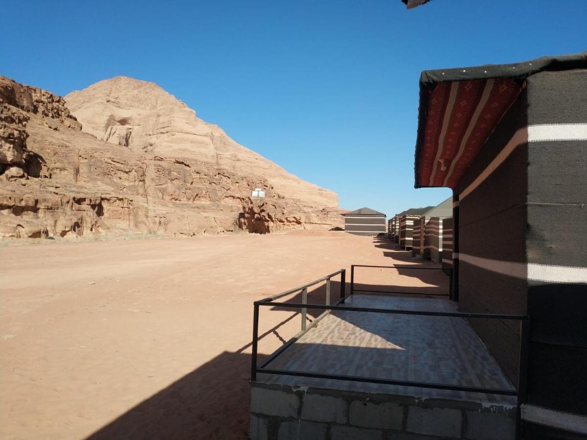 WadiRum Star Planet albasli Wadi Rum Bagian luar foto