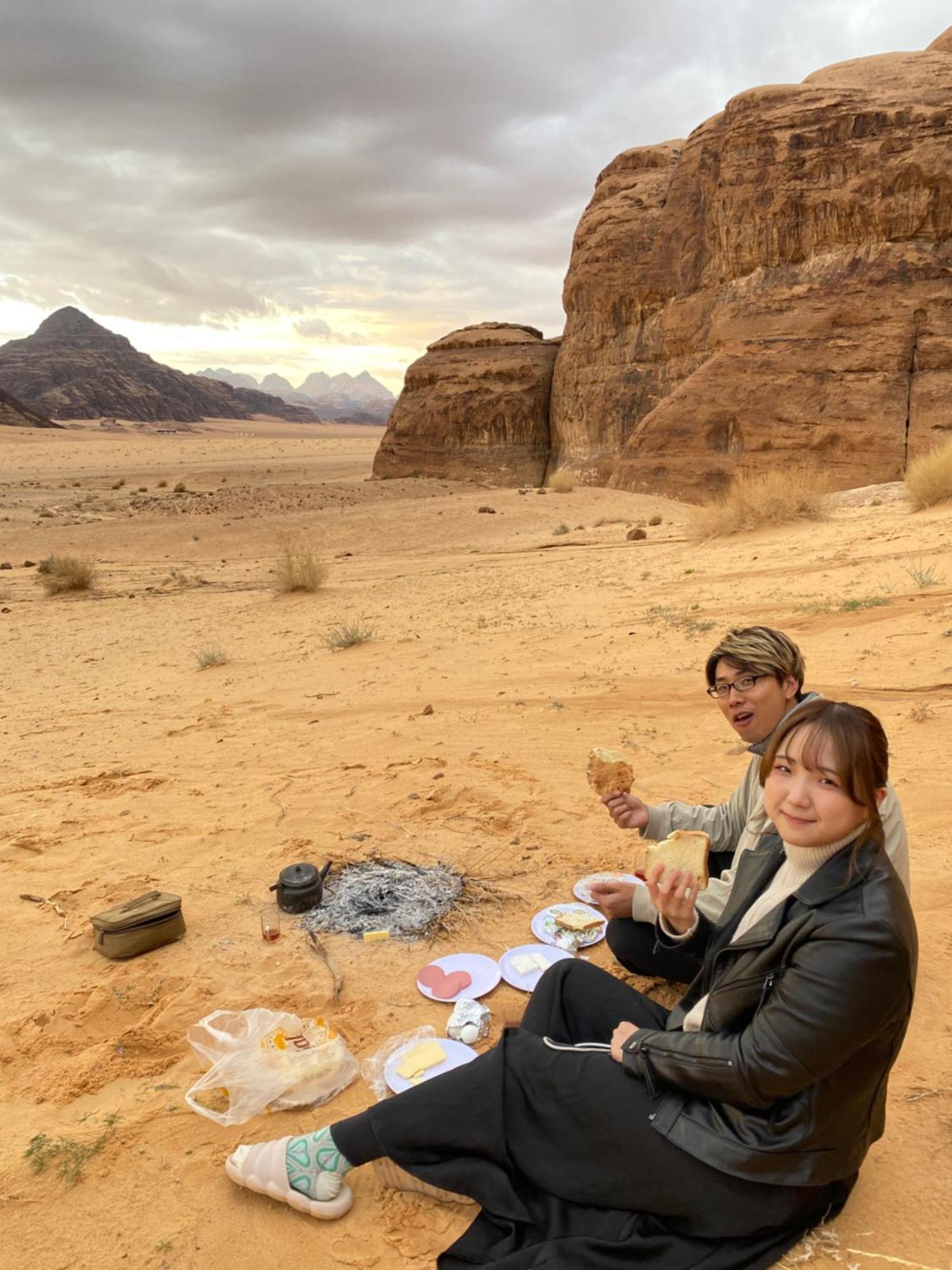 WadiRum Star Planet albasli Wadi Rum Bagian luar foto