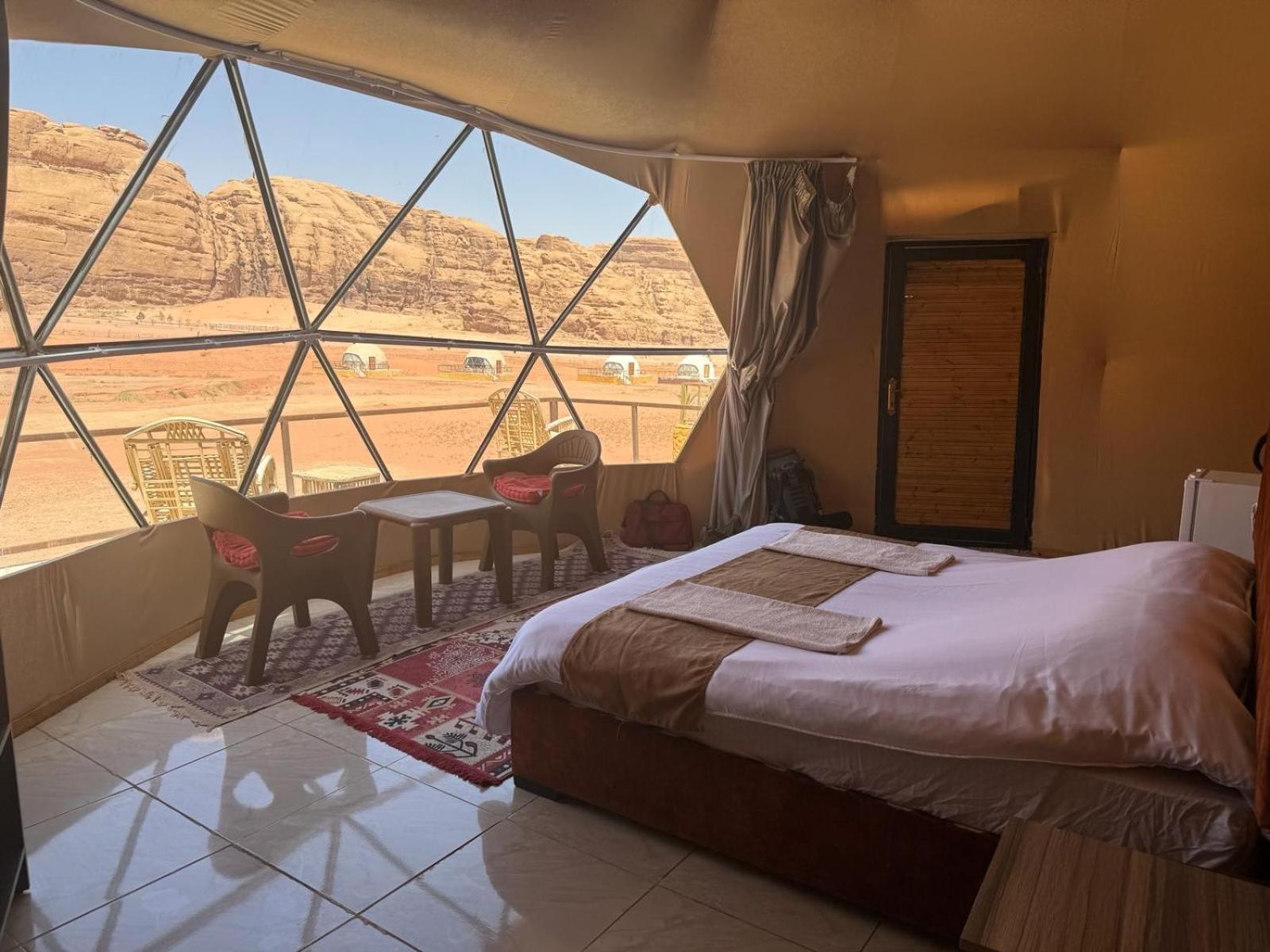 WadiRum Star Planet albasli Wadi Rum Bagian luar foto